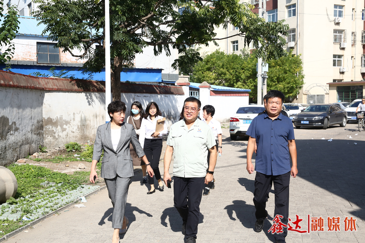 Light the way to study! Hebei Xinda Group visit to help poor college students!