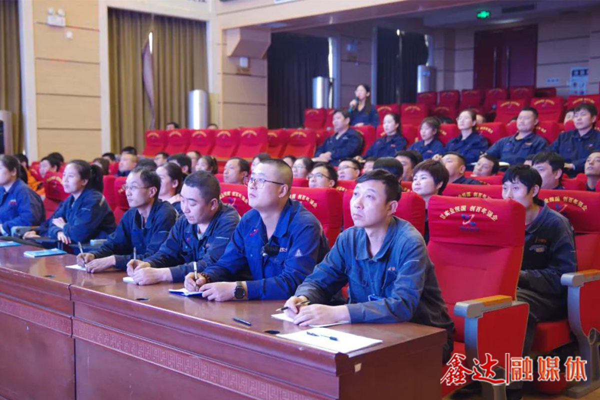 Hebei Xinda Group to carry out 2024 education promotion exam preparation counseling!