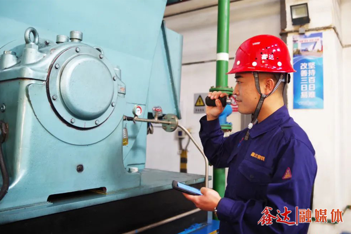 Xinda Intelligent manufacturing reduce the labor intensity of employees, man-machine collaboration future has come!